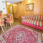 Excelsior Planet מלון 4*