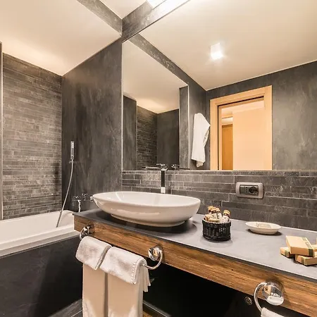 Excelsior Planet Otel 4*