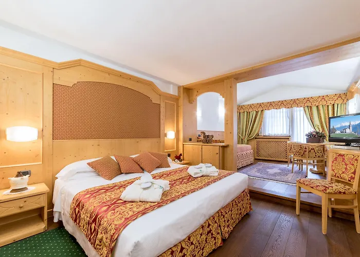 Hotell Excelsior Planet 4*